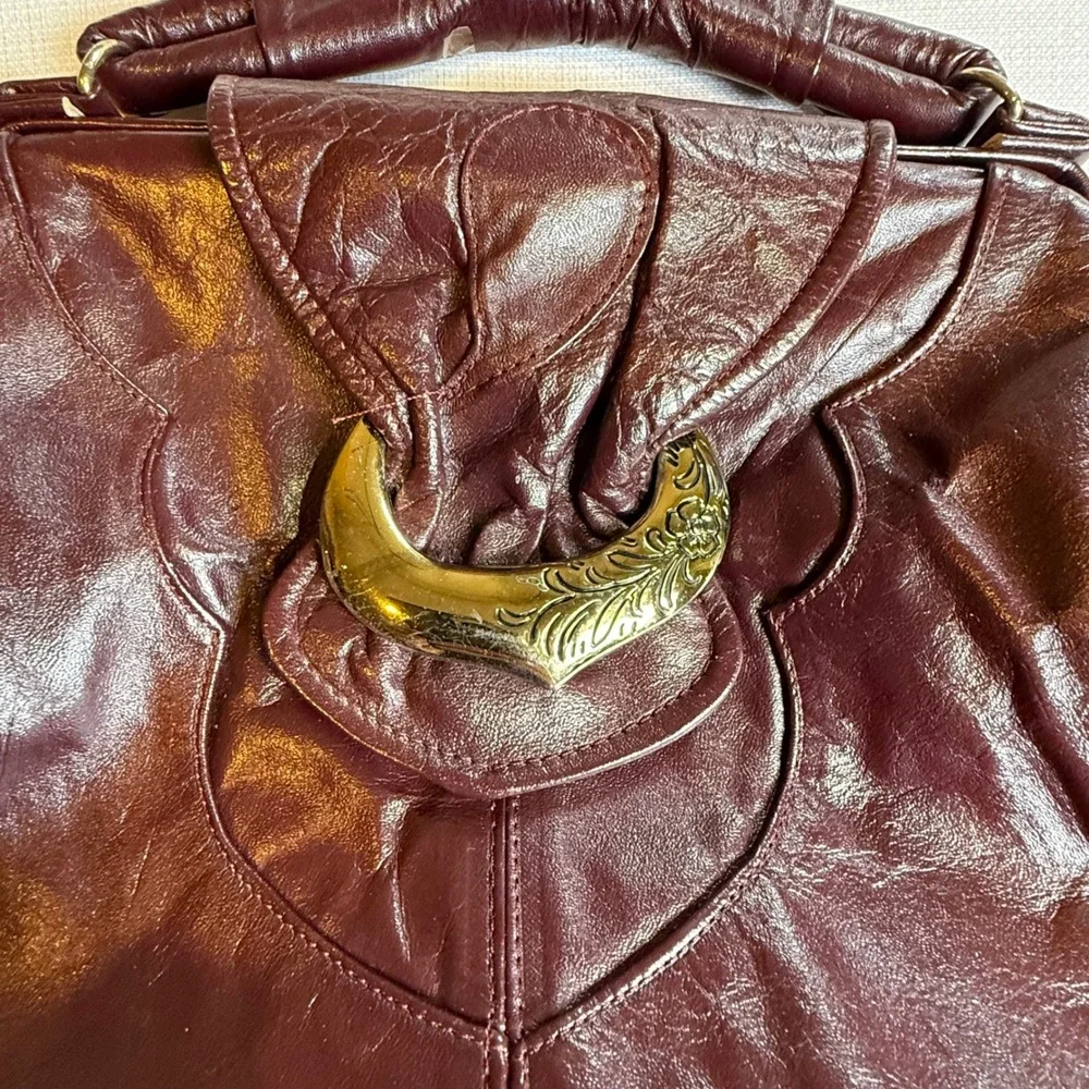 Vintage Burgundy Leather Handbag Top Handle Purse Gold‎ Tone Clasp